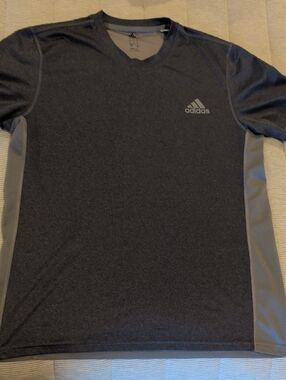 adidas Men's Short Sleeve Athletic Tee - Charcoal/Gray